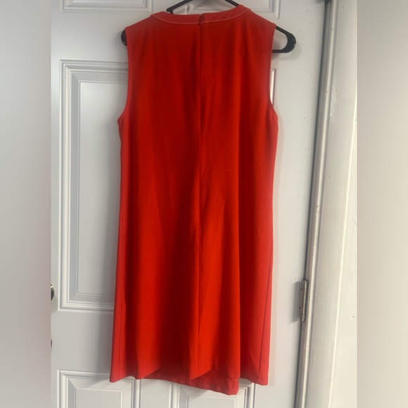 NWOT Elegant Red Sleeveless Dress✨ - Picture 5 of 7